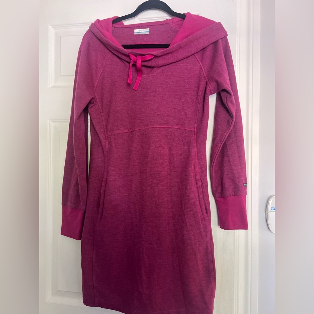 Columbia Long Hoodie Sweater Size Small